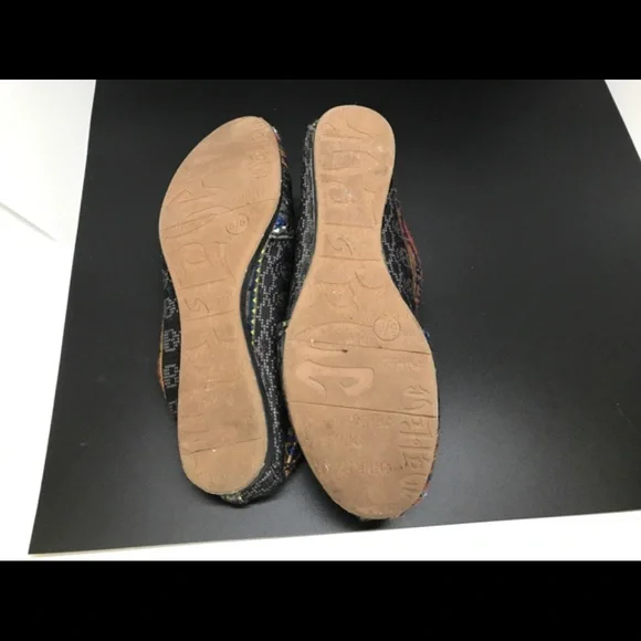 Madpole 5-6 Woman’s Slip On Flats Loafer Style - Picture 6 of 8